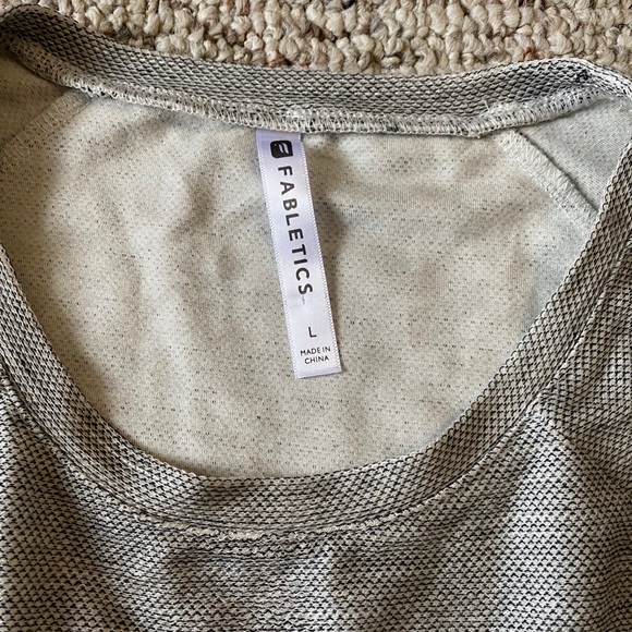Fabletics Top - Picture 4 of 5